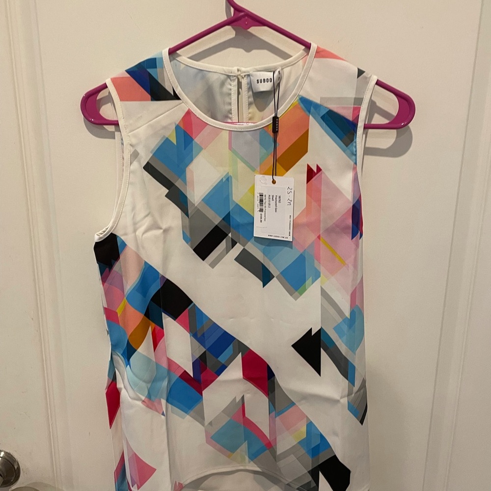 Suboo top fractured geo shell. Brand NEW with TAG. Vintage. Out of stock